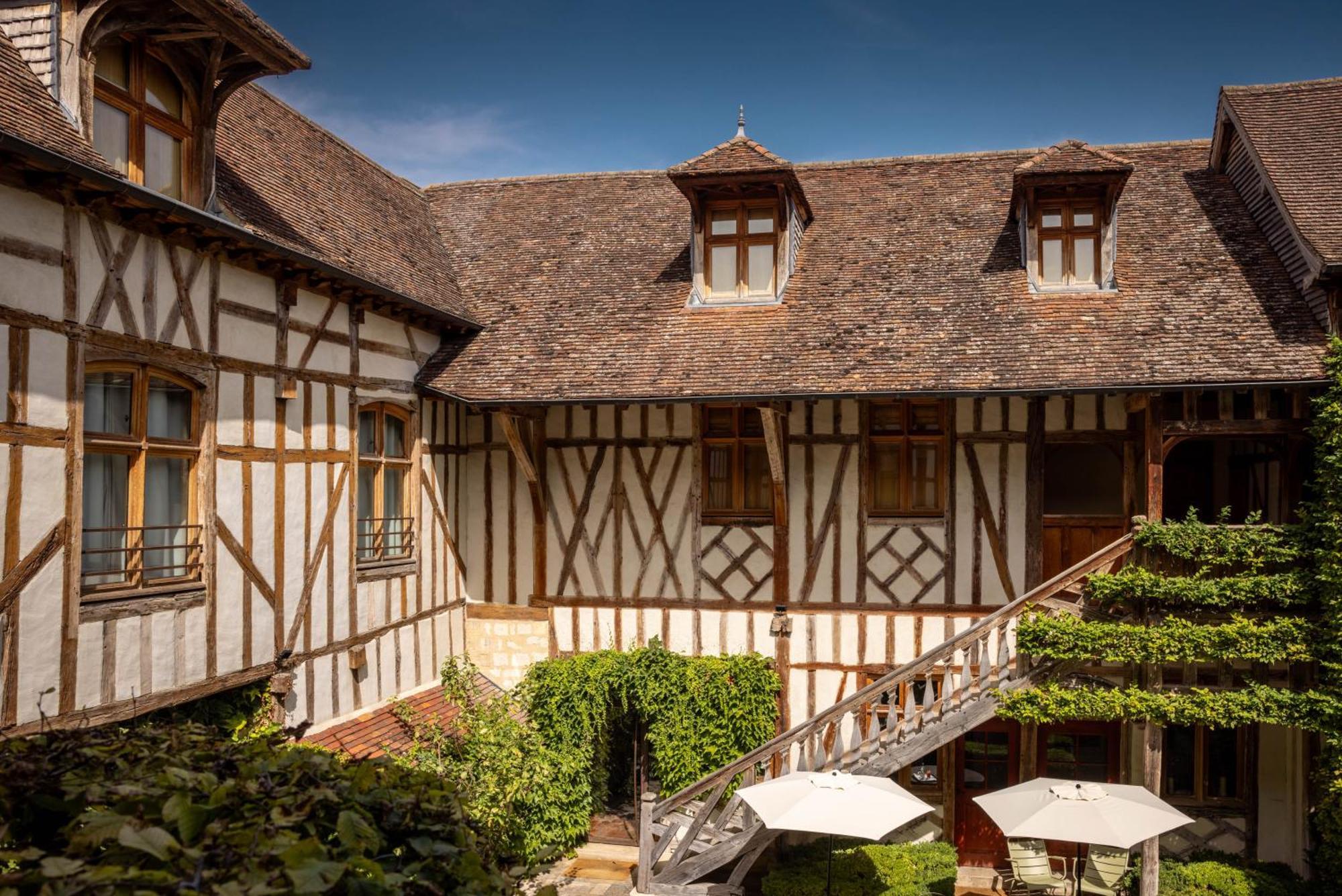 La Maison De Rhodes Hotel & Spa Troyes Bagian luar foto