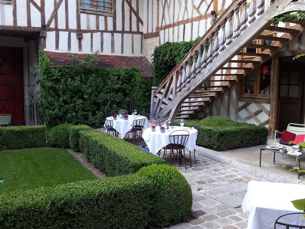 La Maison De Rhodes Hotel & Spa Troyes Bagian luar foto