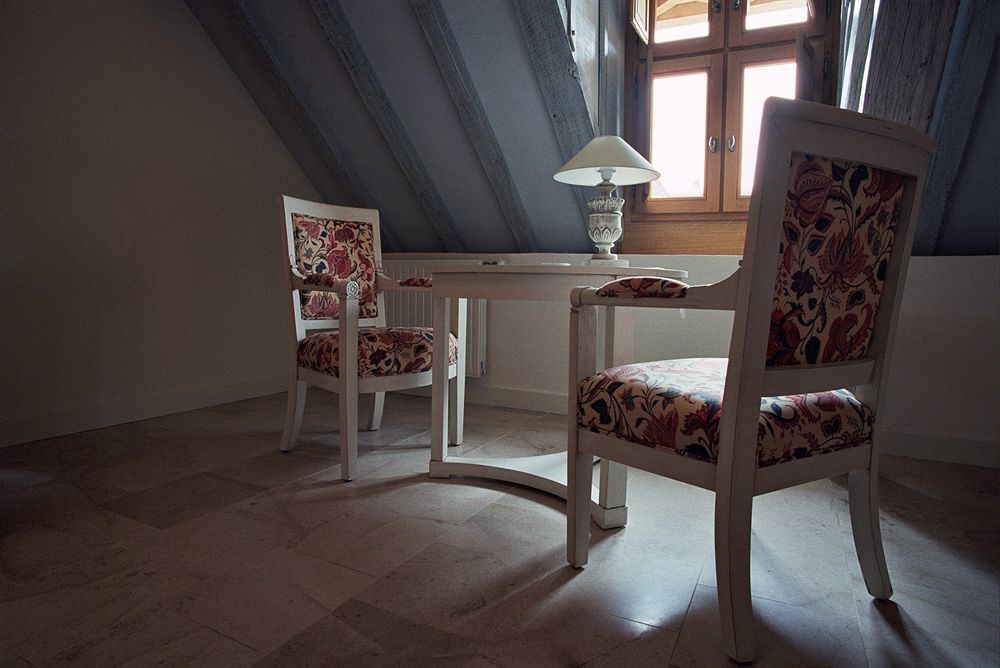 La Maison De Rhodes Hotel & Spa Troyes Bagian luar foto